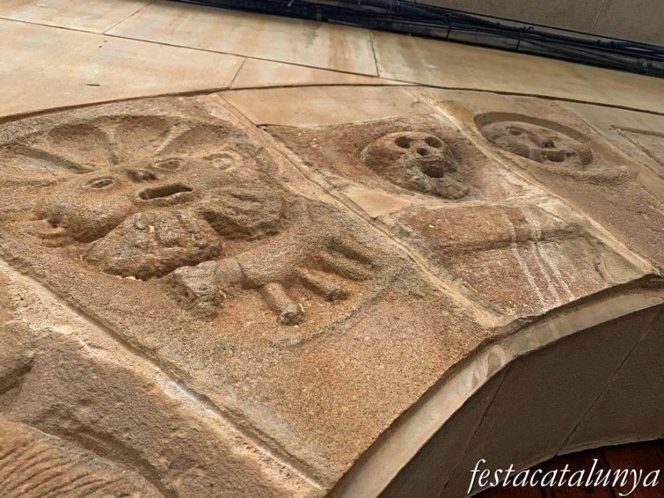 La Granadella - Nucli històric - Casa Plaça de la Vila, 5 