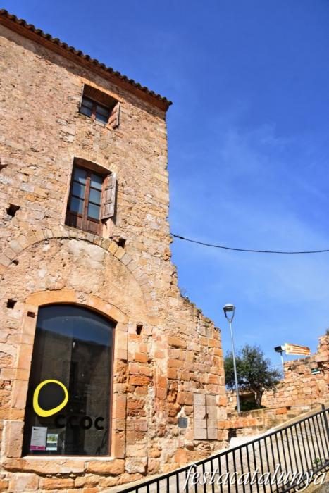 Centre de la Cultura de l'Oli a l'antic convent de Santa Maria de la Granadella ***