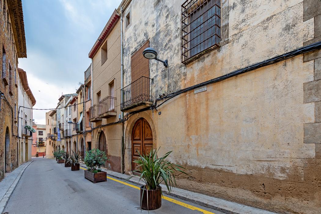 Vinyols i els Arcs - Carrer Major (Foto: Ajuntament)