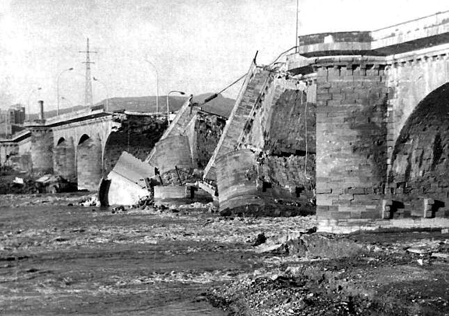 El pont de Molins de Rei i la carretera general
