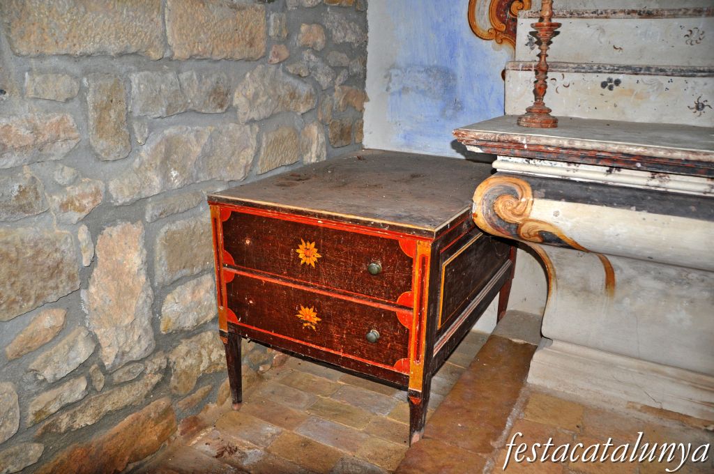 Pinell de Solsonès - Capella de Sant Ermenter a Sangrà 