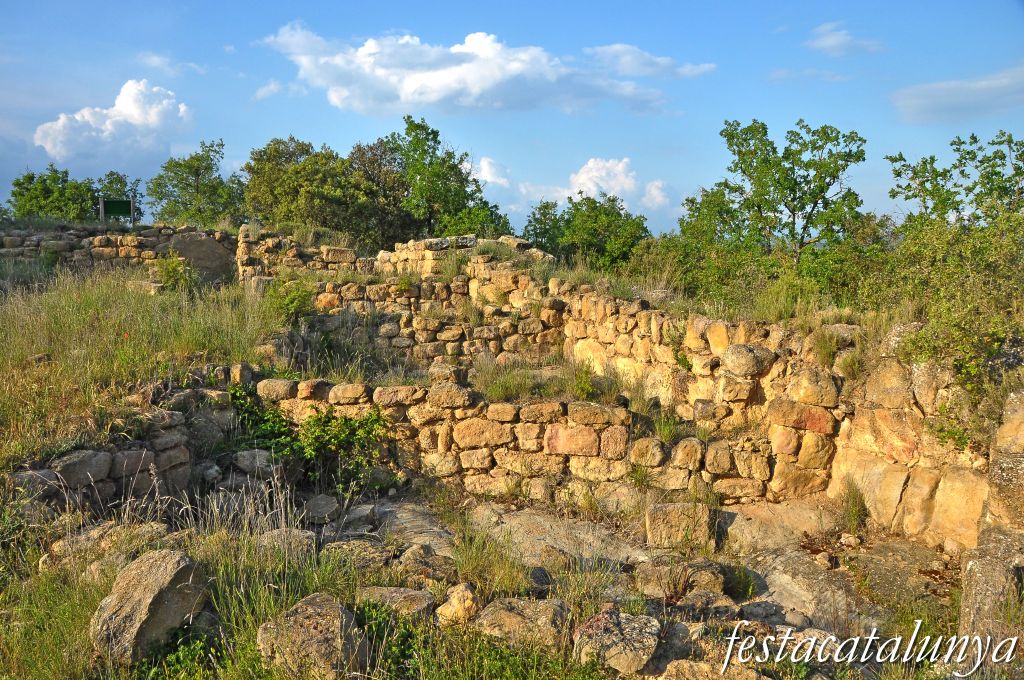 Pinell de Solsonès - Poblat ibèric del Serrat dels Moros 
