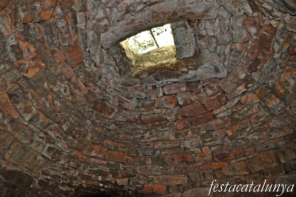 Pinell de Solsonès - Pou de Gel de Pinell 