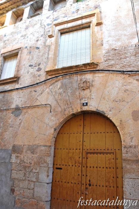Vinyols i els Arcs - Carrer Major (Casa del Cabrer)