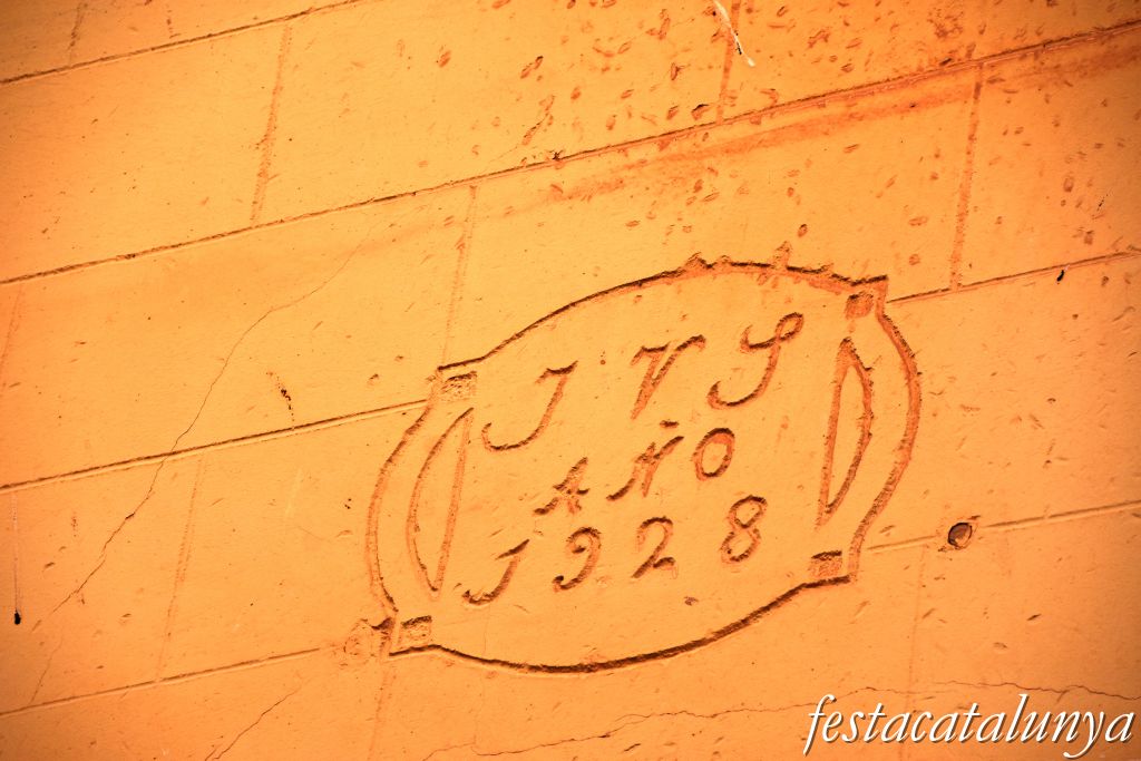 Vinyols i els Arcs - Carrer Tinent Rei  