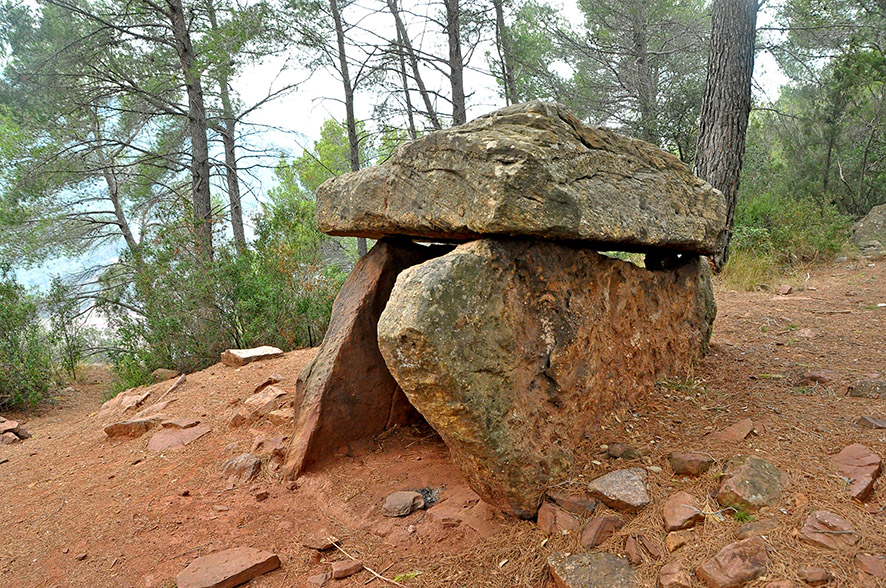 Dolmen de serra Cavallera a Sentmenat