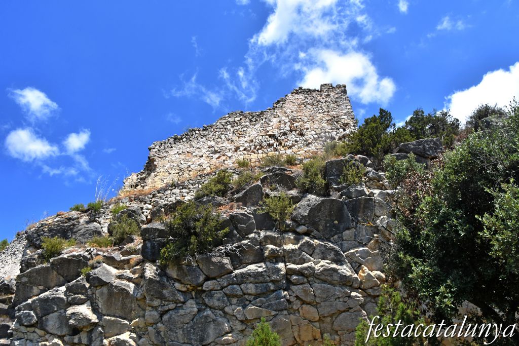 Santa Maria de Miralles - Castell de Miralles