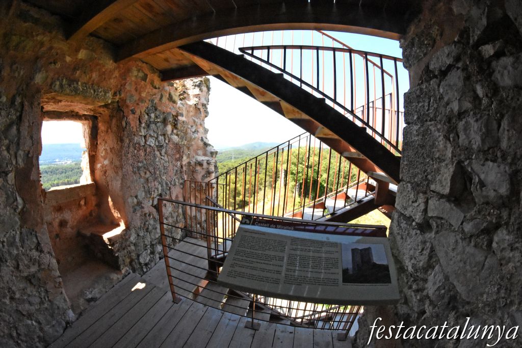 Santa Maria de Miralles - Castell de Miralles - Torre Albarrana 
