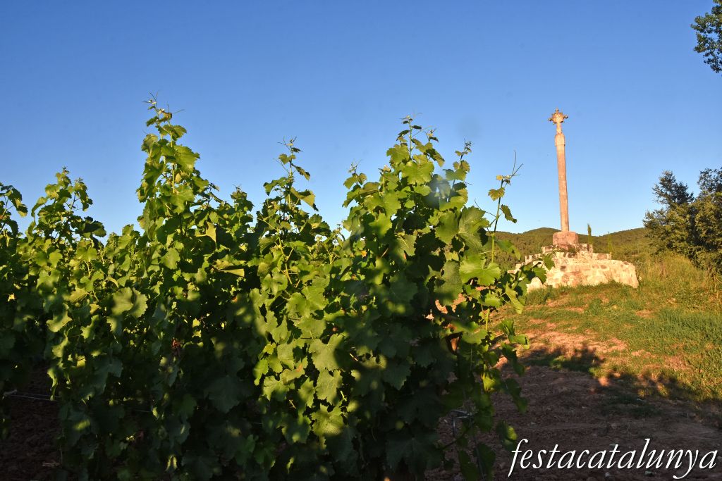 Santa Maria de Miralles - Creu de Françola 