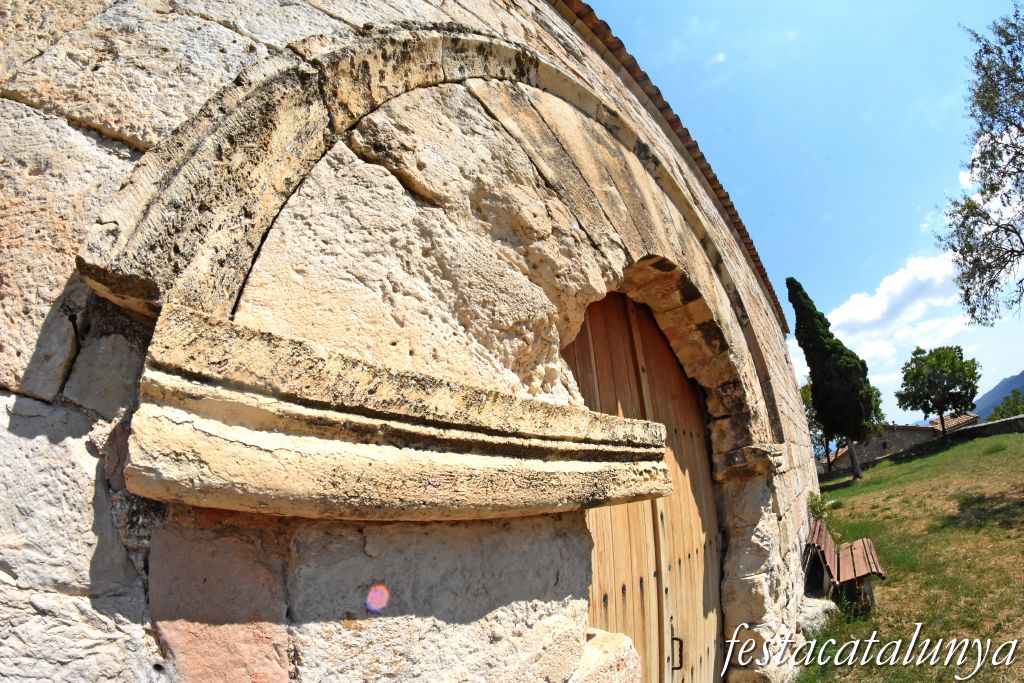 Santa Maria de Miralles - Església romànica de Santa Maria del castell de Miralles 