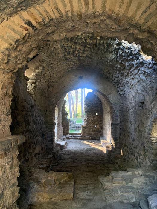 Església de Sant Romà i poblat de Sidillà ***