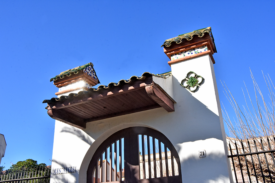 Can Valls dels Hostalets de Pierola