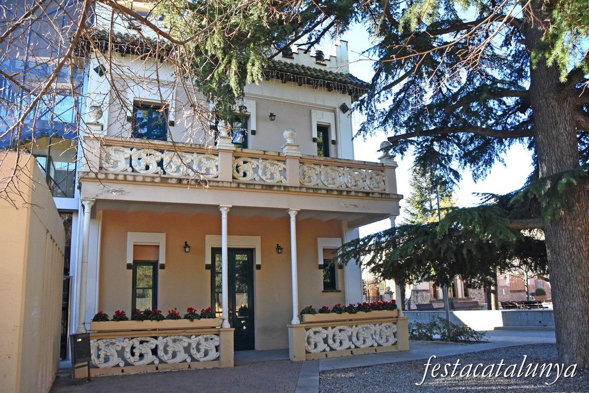 Els Hostalets de Pierola - Torre del Senyor Enric 