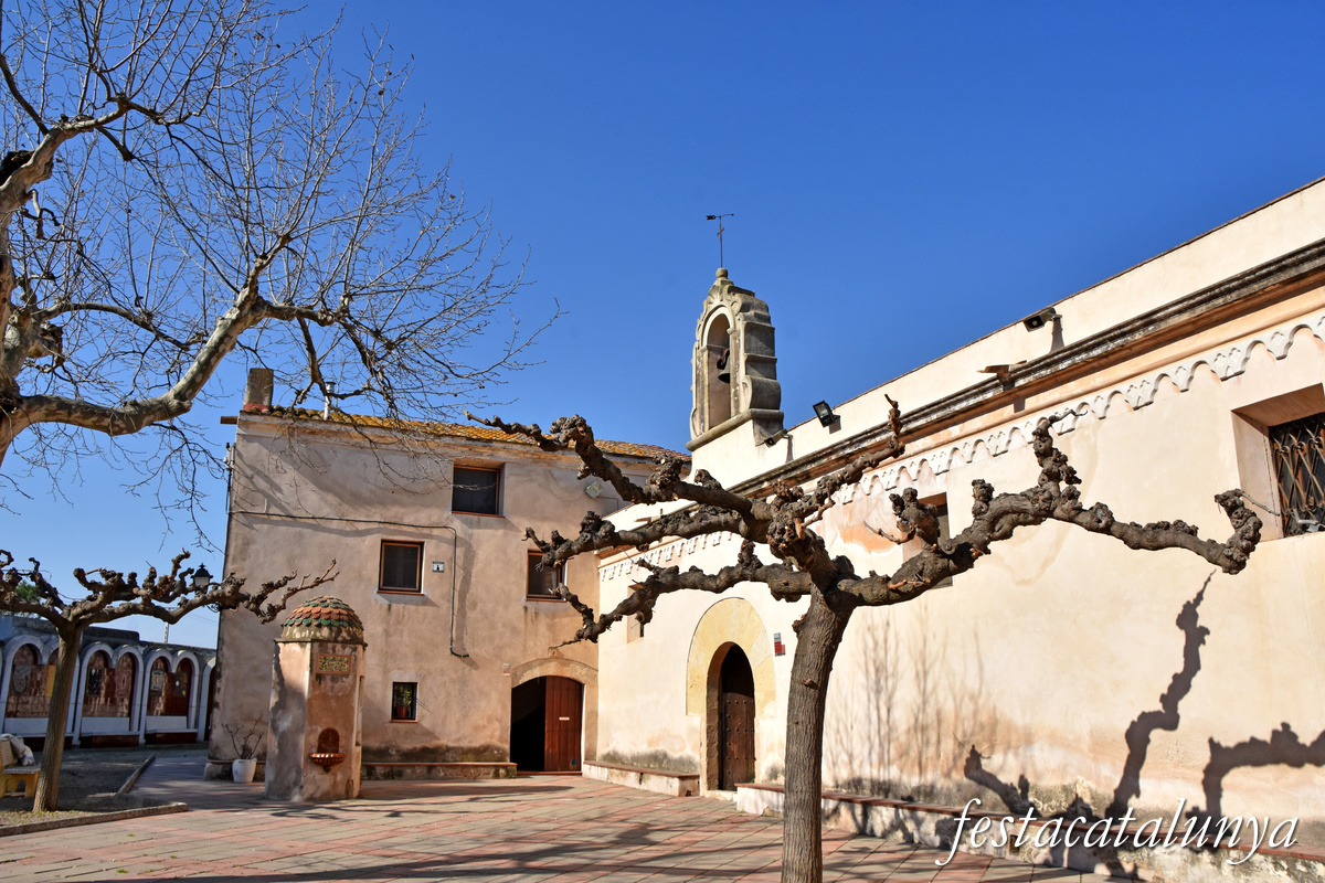 Vilallonga del Camp - Ermita de la Mare de Déu del Roser 