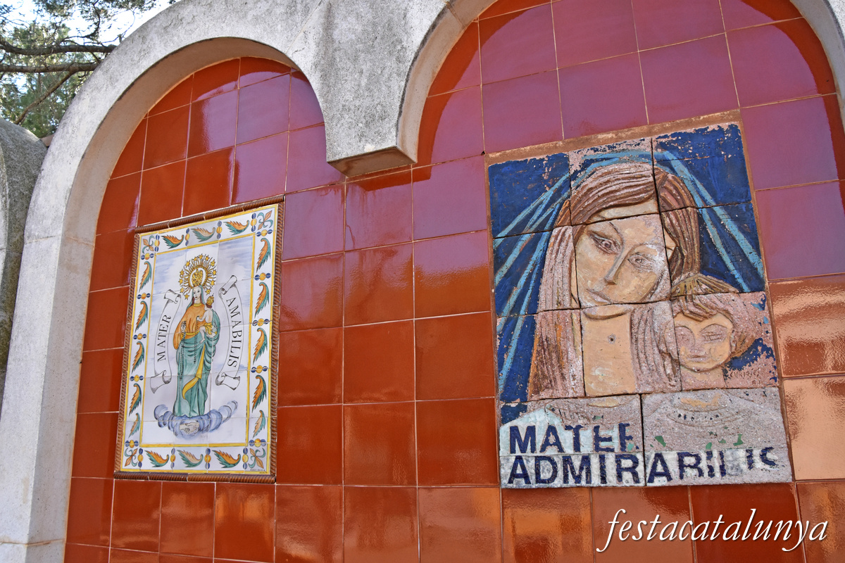 Vilallonga del Camp - Ermita de la Mare de Déu del Roser 