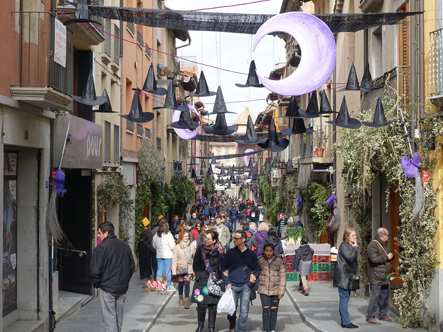 Cau de Bruixes a Centelles