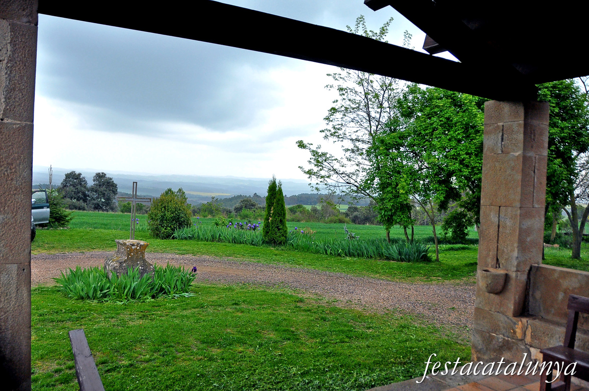 Navès - Capella de Santa Llúcia