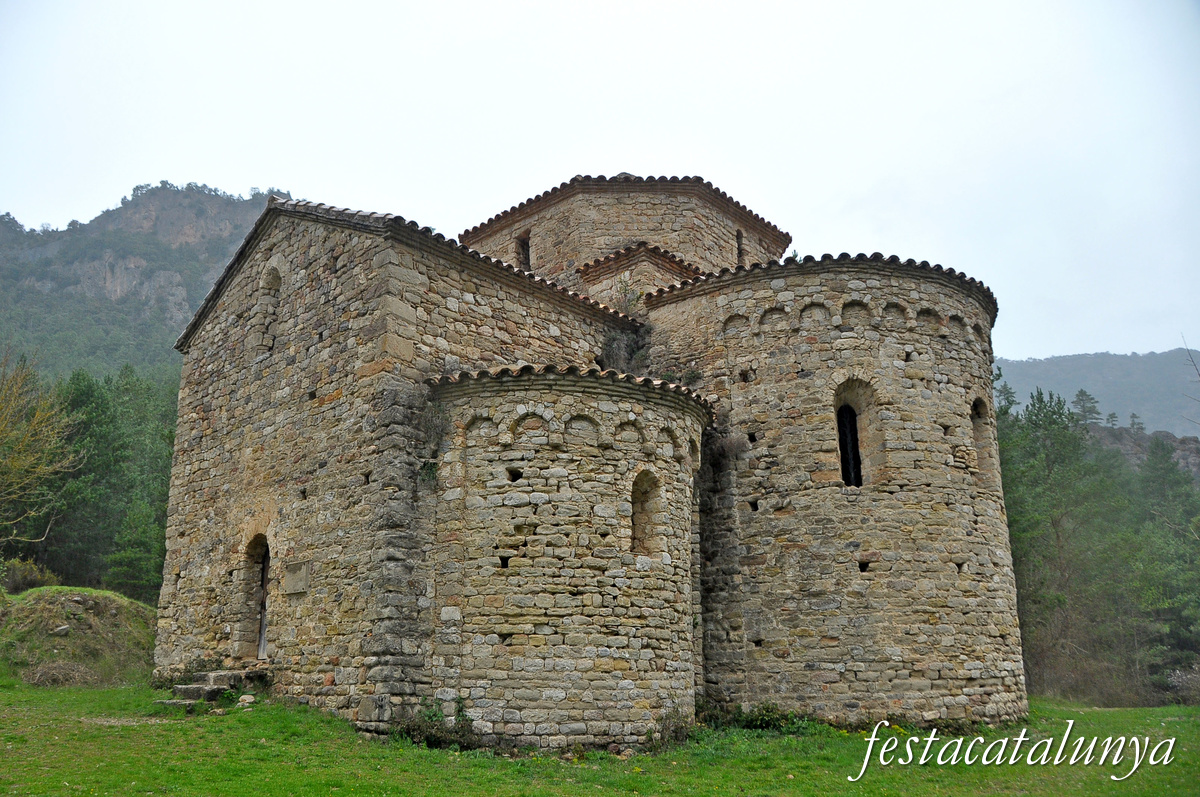 Navès - Església i antic monestir de Graudescales 