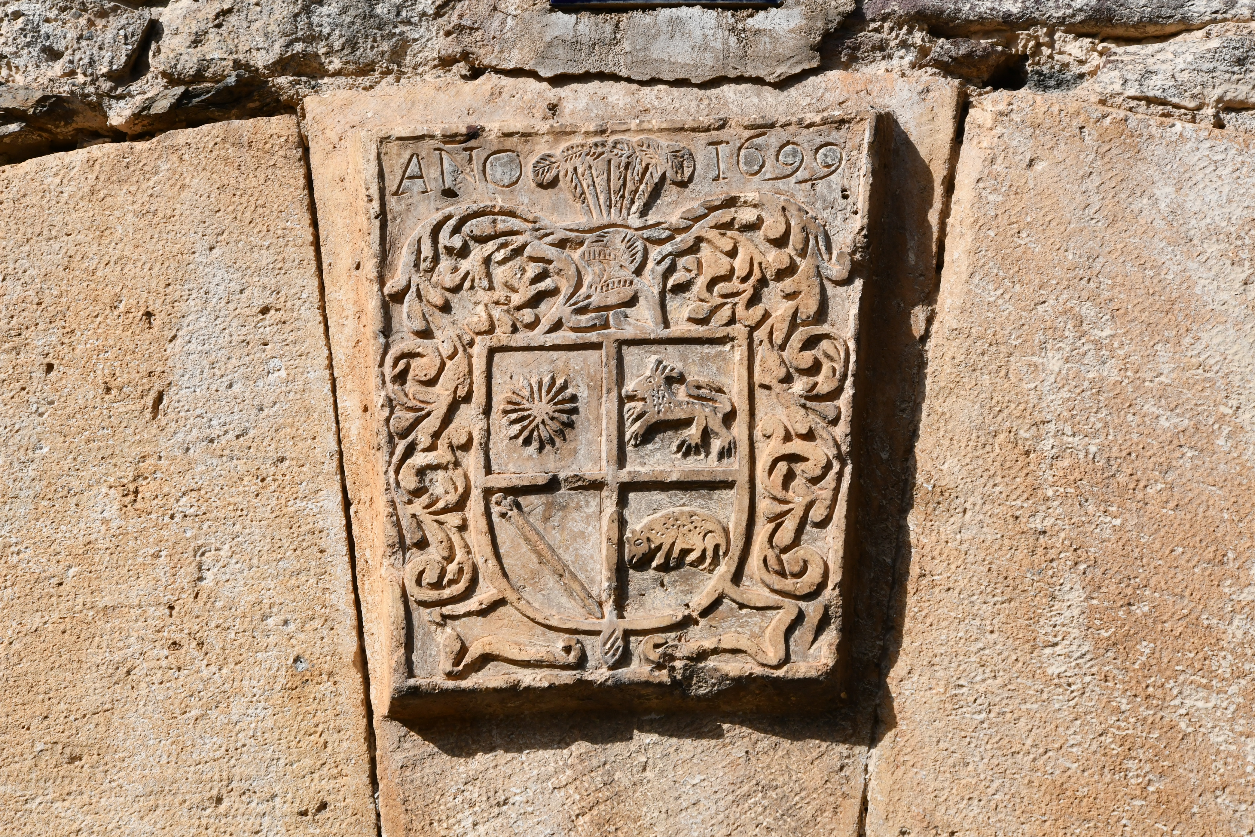 Casa i font d'Aragó a Vilaller