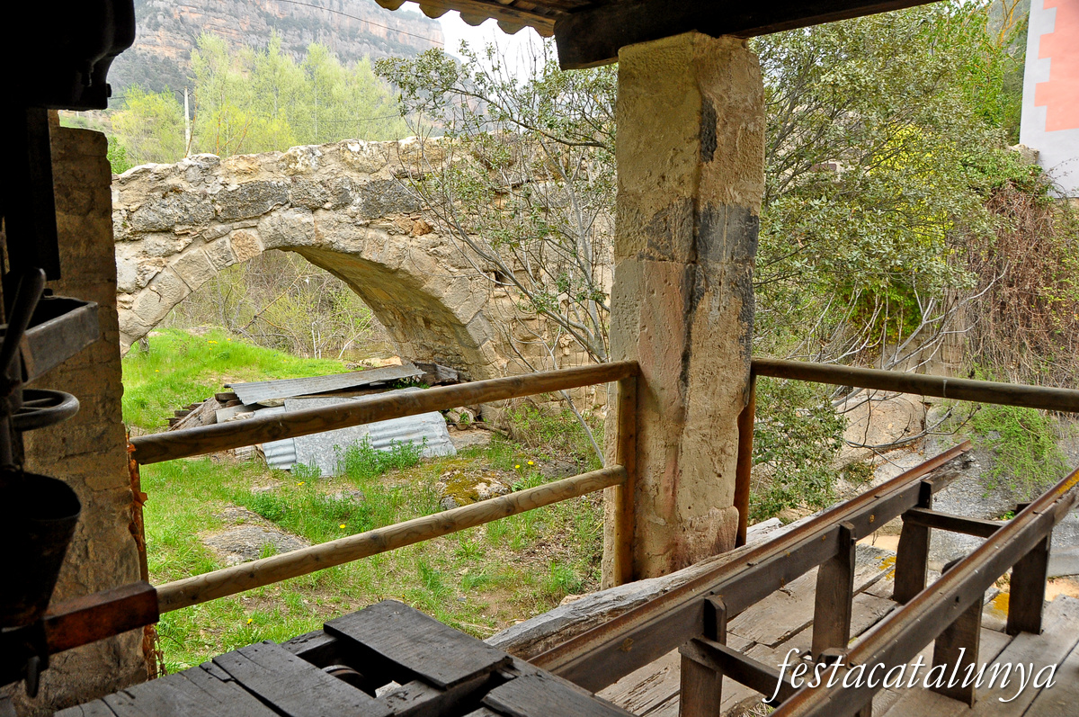 Navès - Pont Medieval a la vall d'Ora