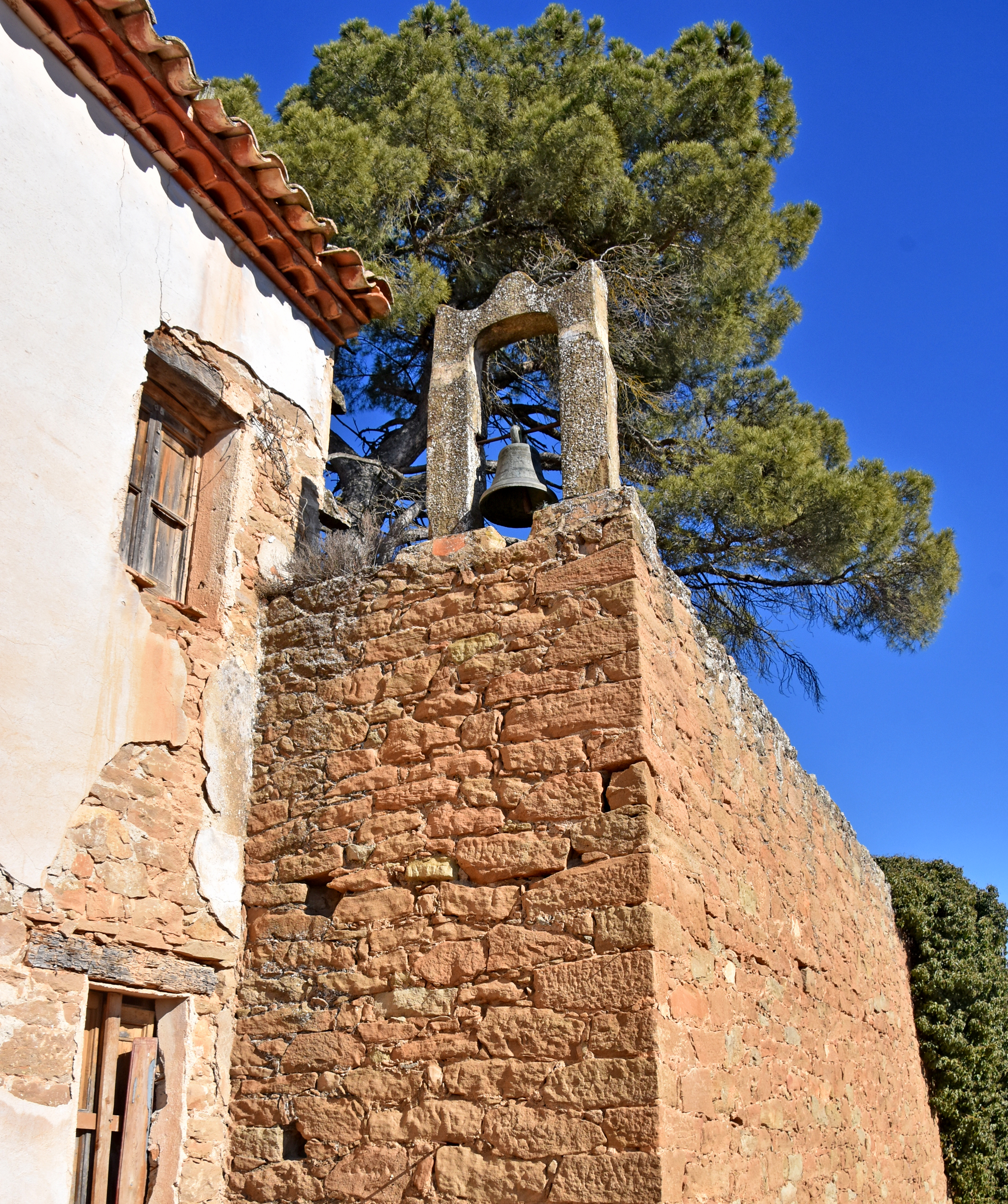 Església nova de Sant Miquel de Montmagastre
