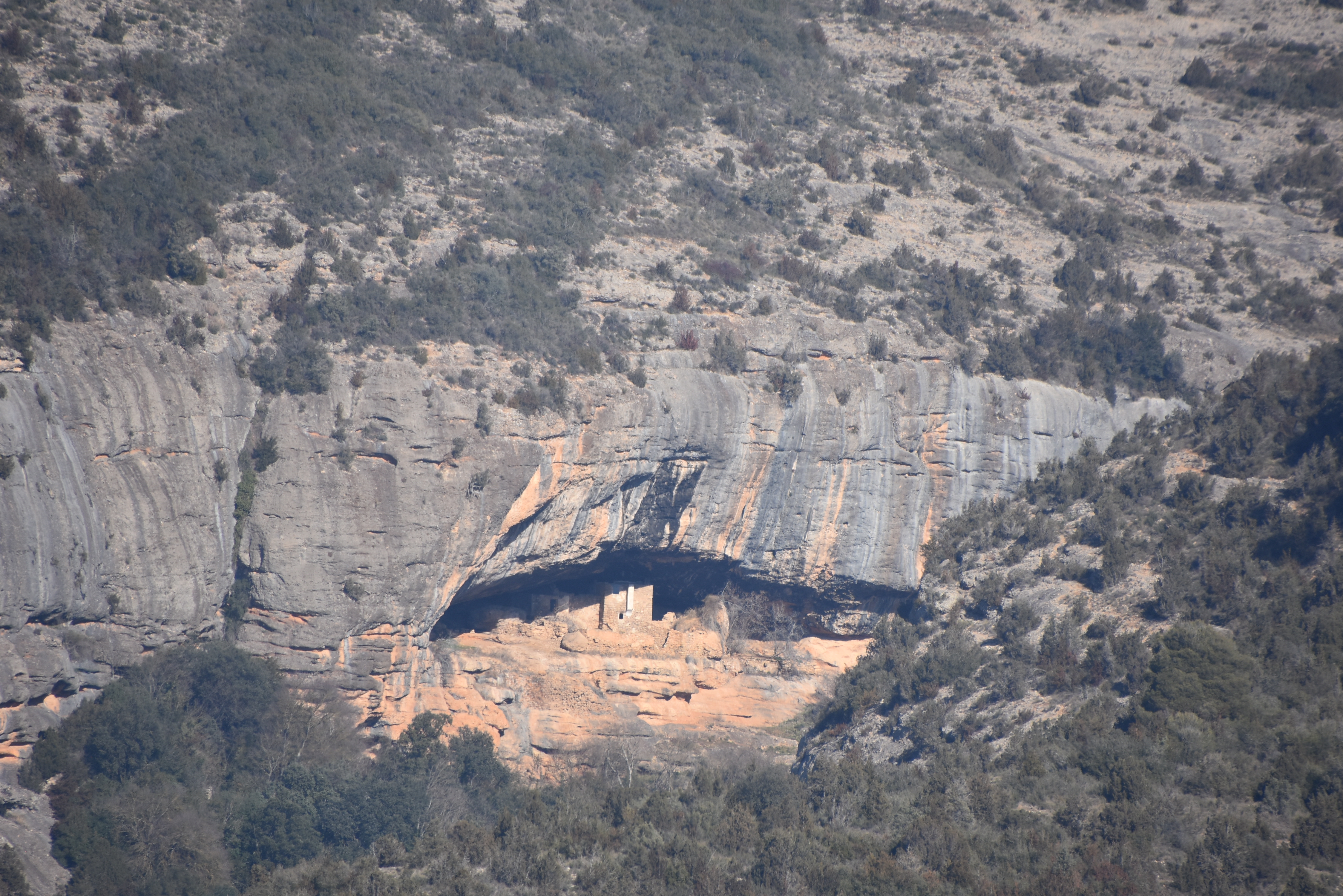 Cova de la Vansa de Tòrrec ***