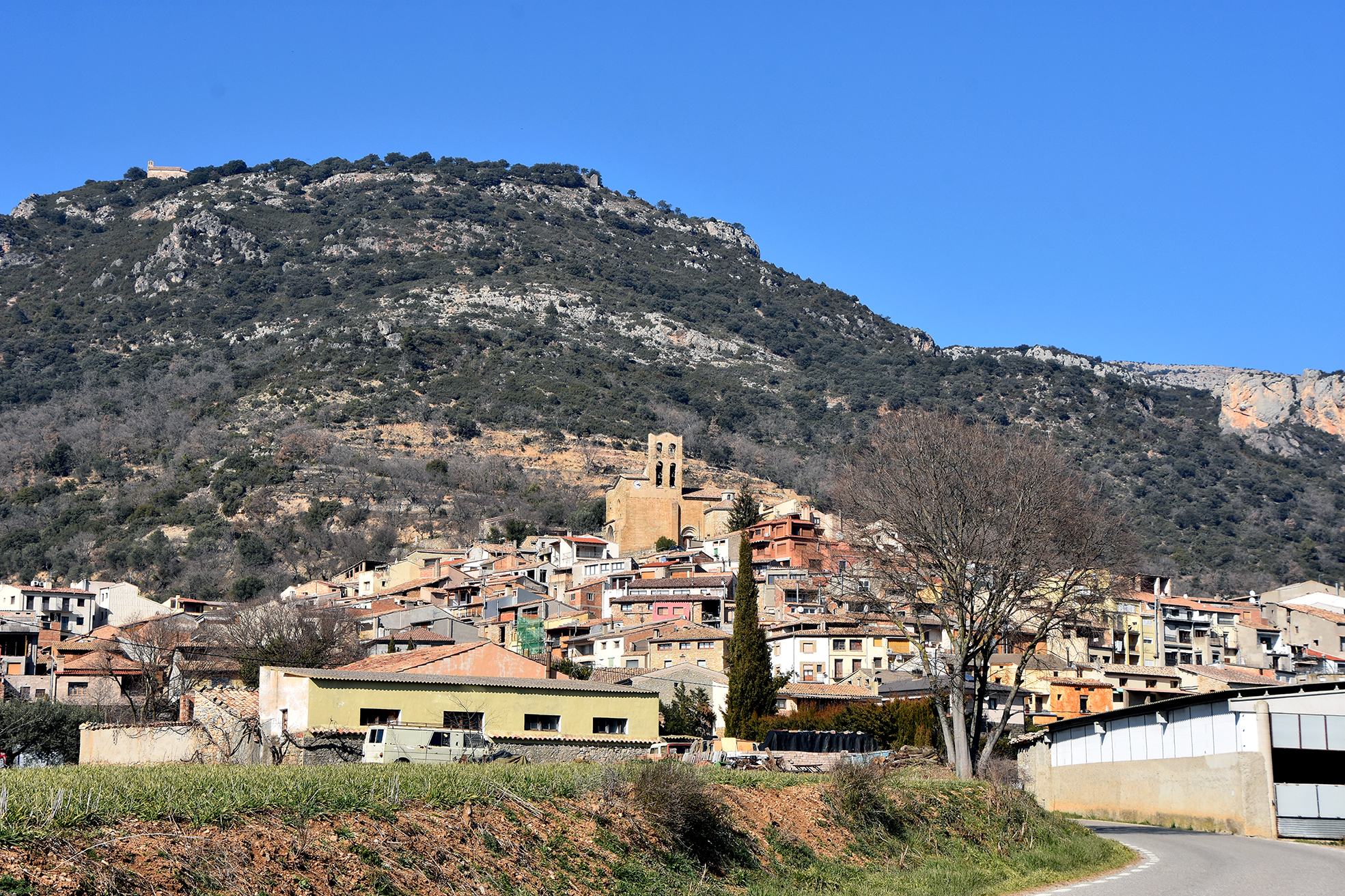 Vilanova de Meià ***