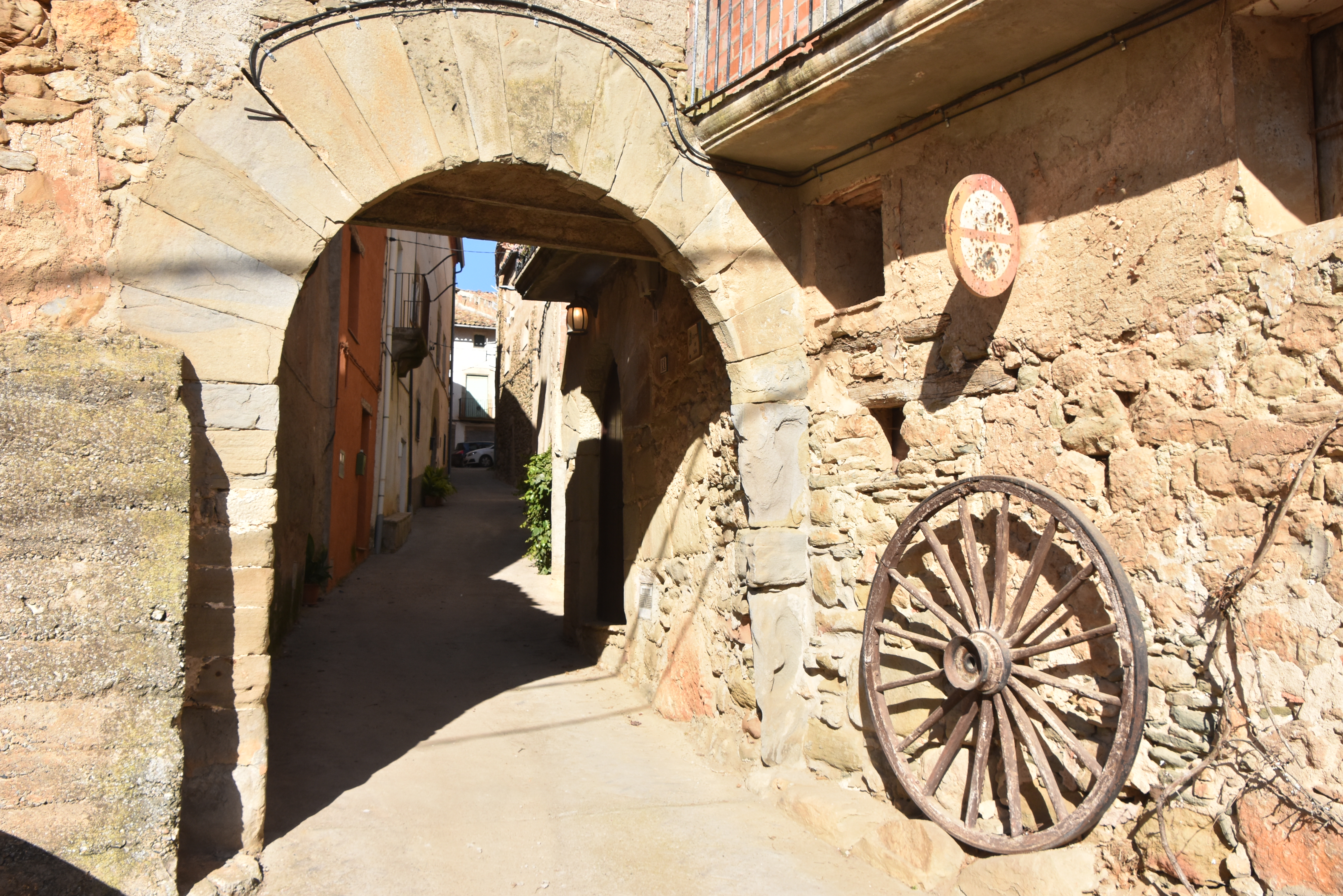 Santa Maria de Meià ***