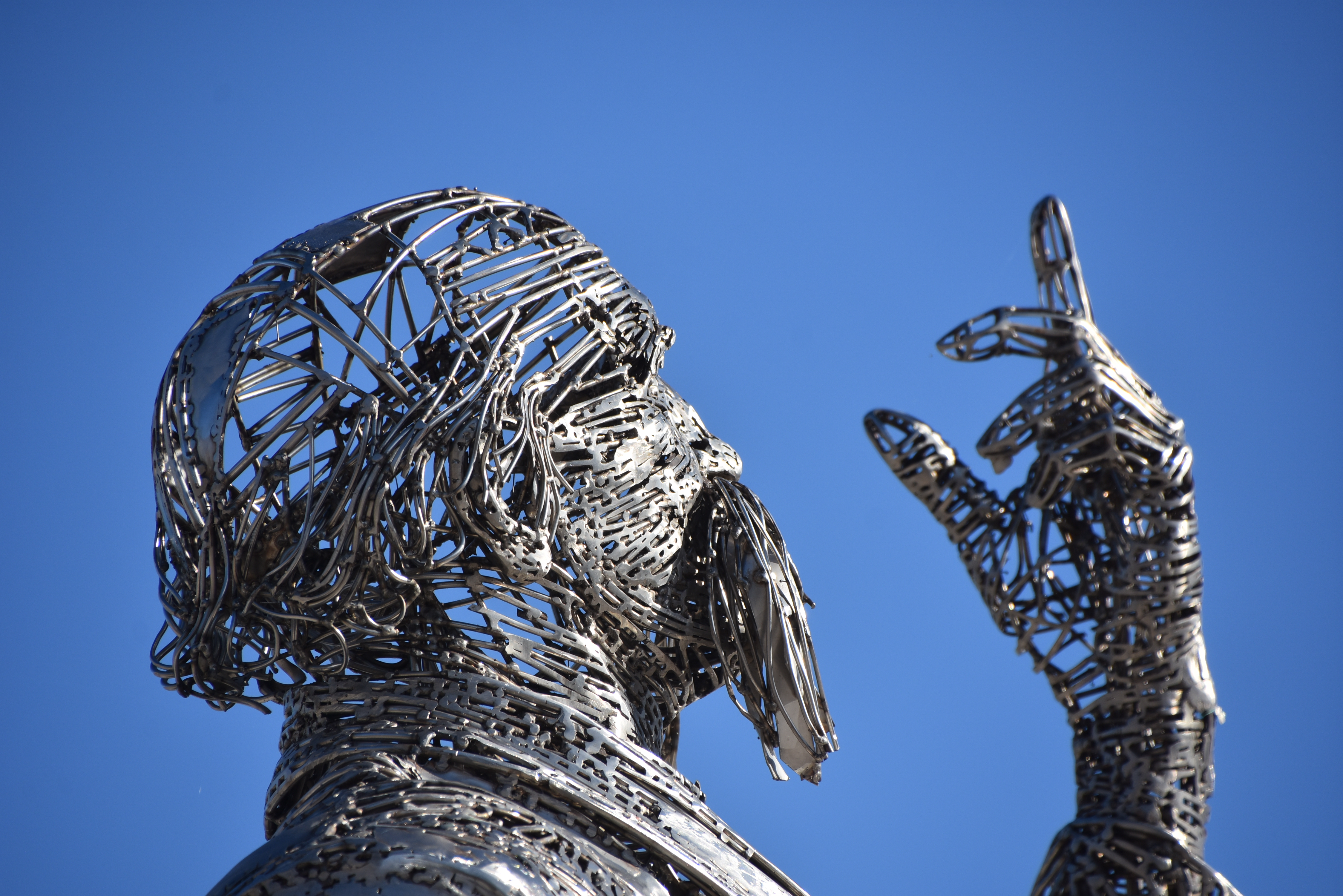 Monument a Ildefons Cerdà a Centelles ***