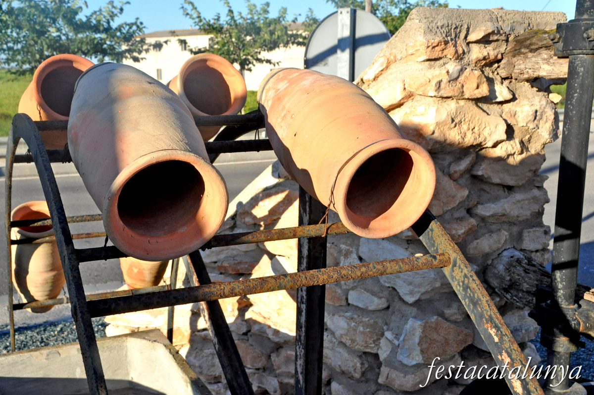 Sant Jaume d'Enveja - Els Muntells 