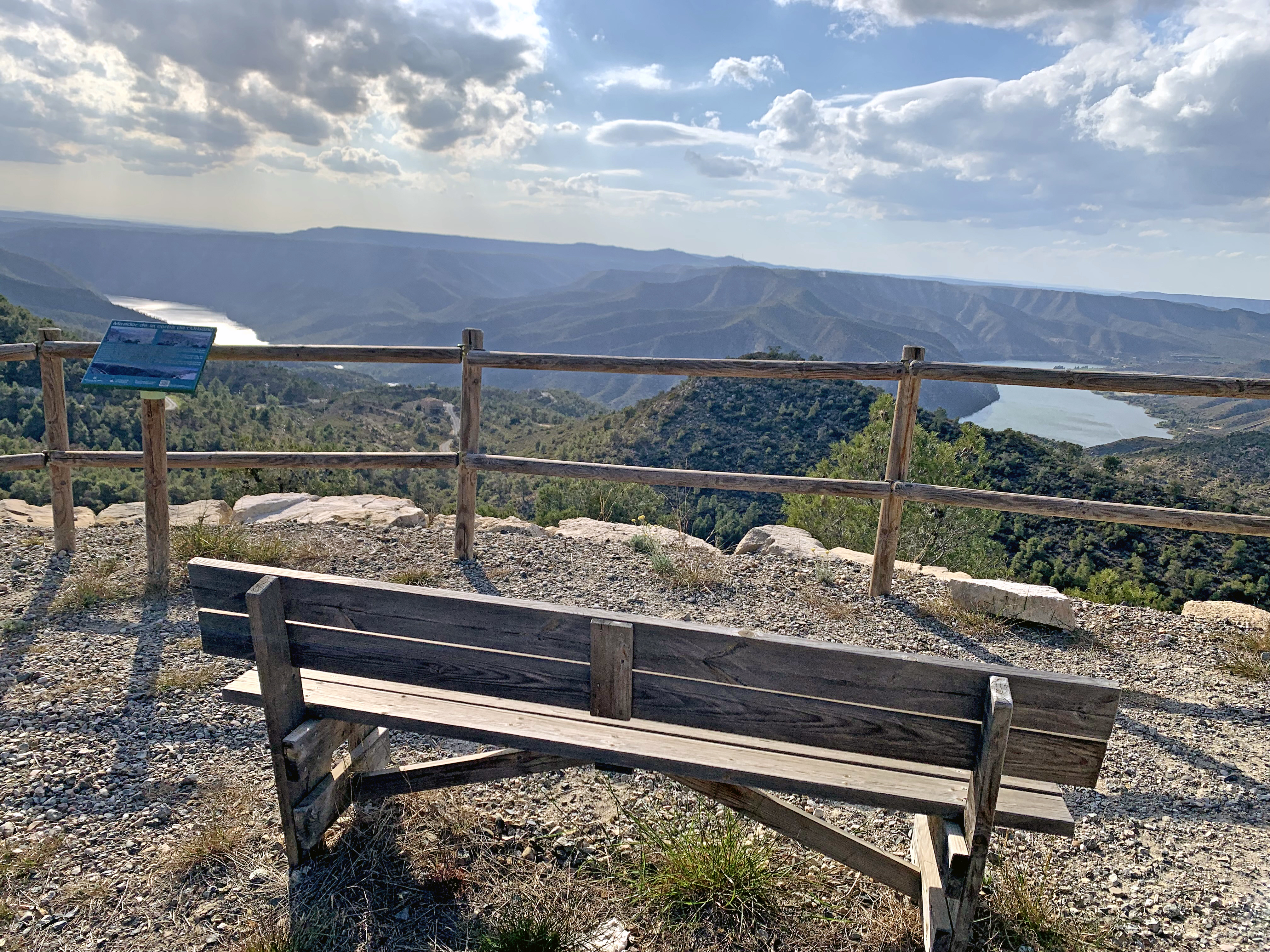 Mirador de la Corba de l'Urbano d'Almatret ***