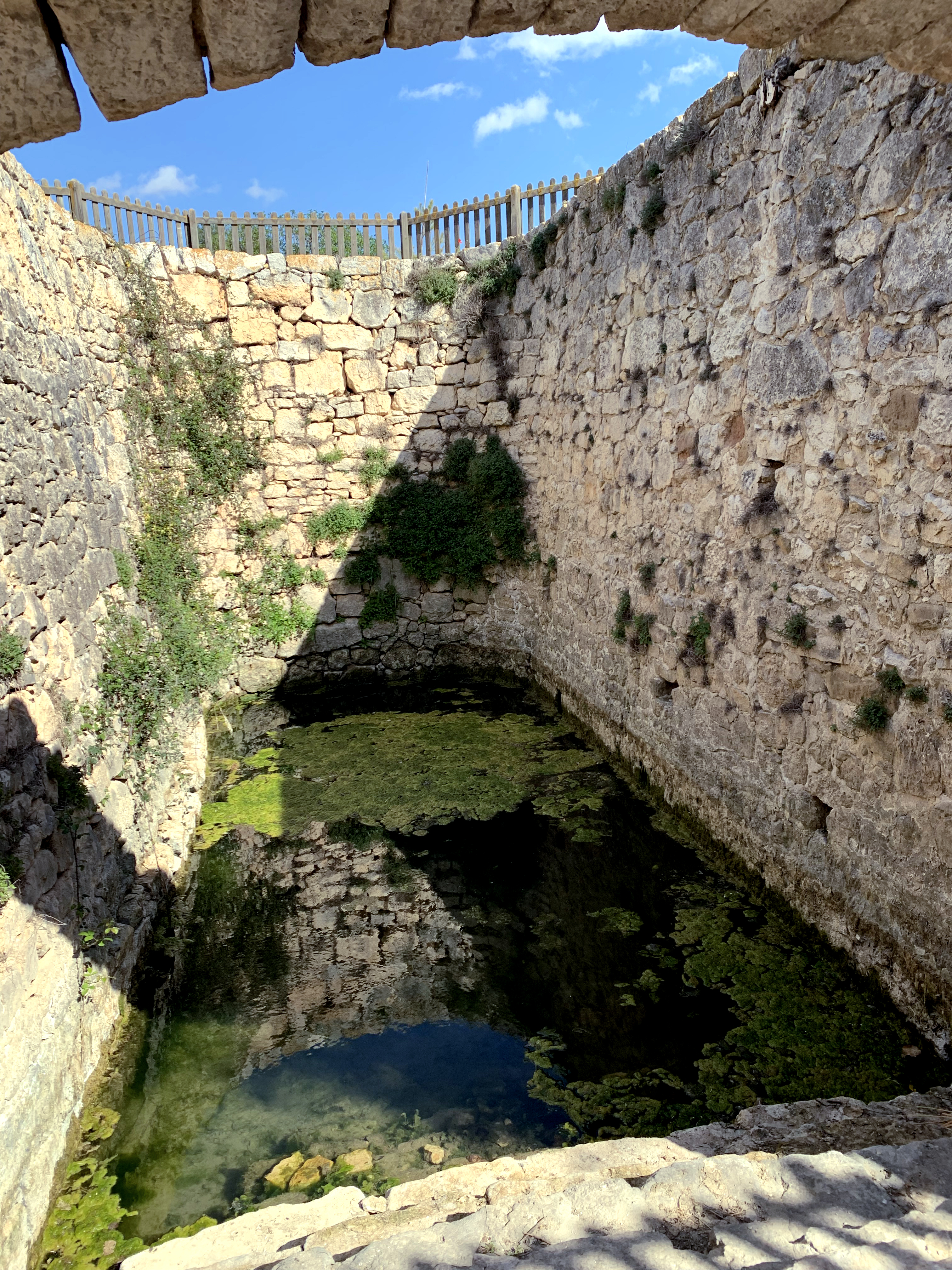 Pou de la Vila d'Almatret