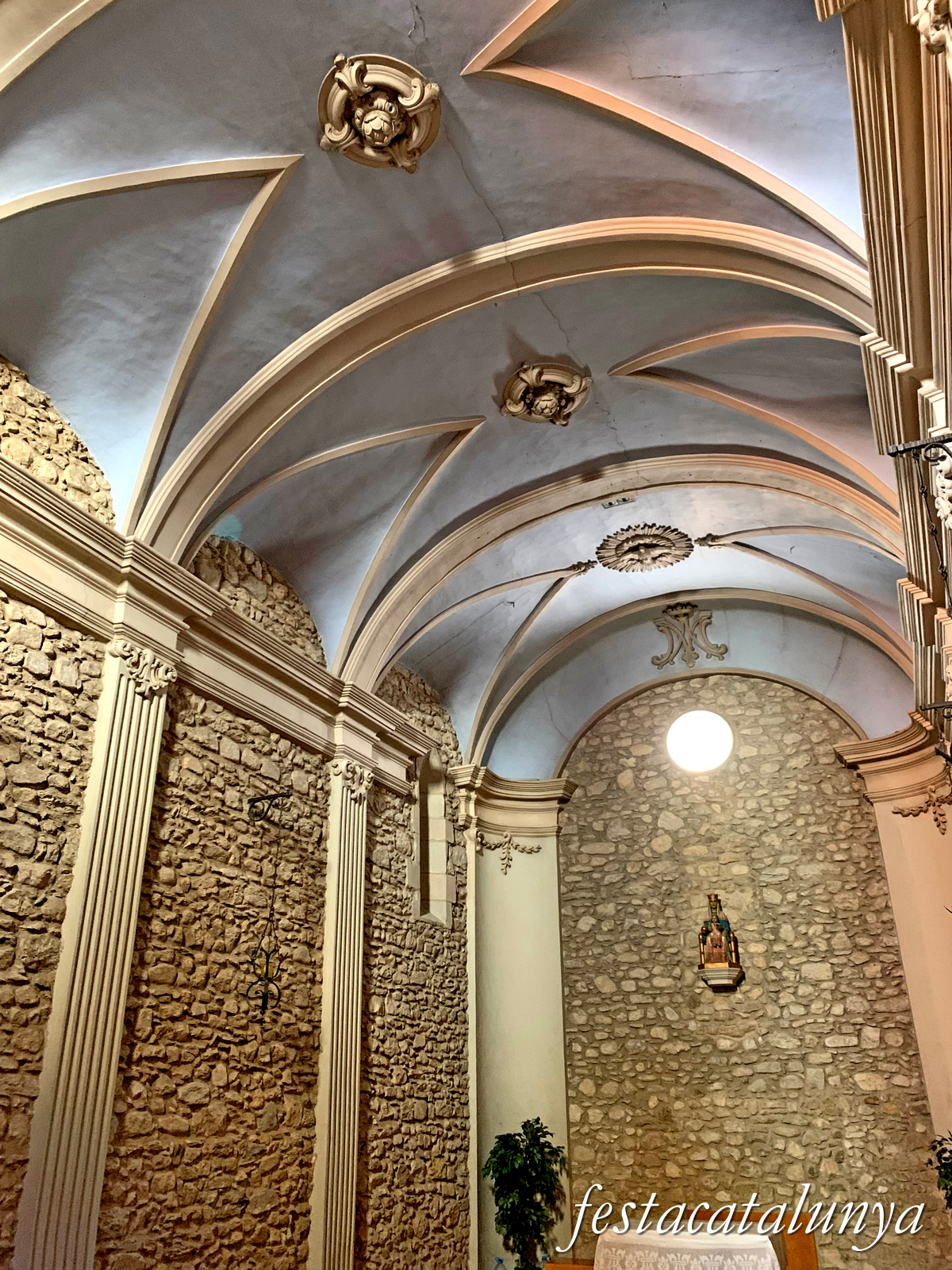 Centelles - Carrer dels Socós - Capella Mare de Déu del Socós 