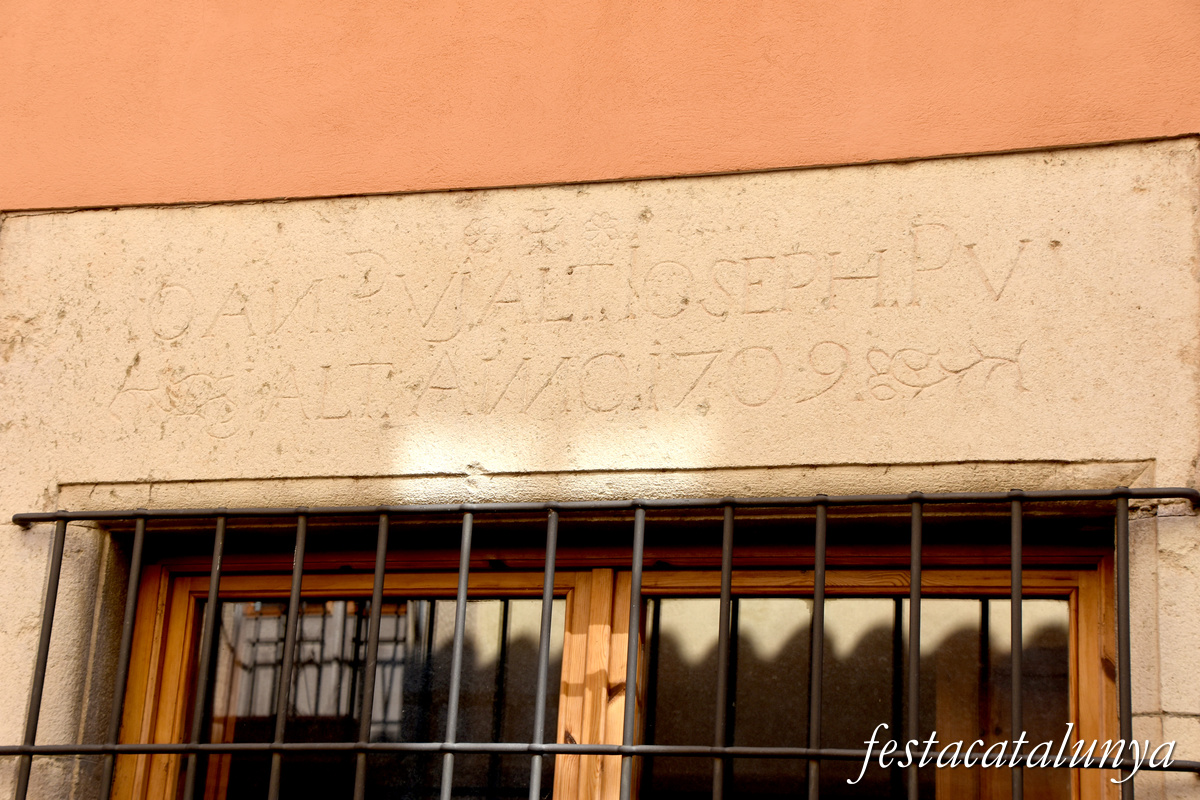 Centelles - Carrer Jesús - Casa Joan o Josep Pujalt o Can Moixó 