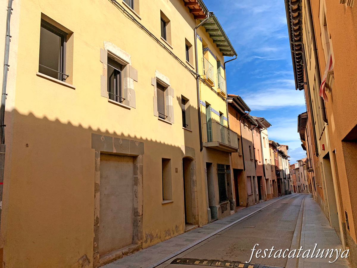 Centelles - Carrer Jesús 