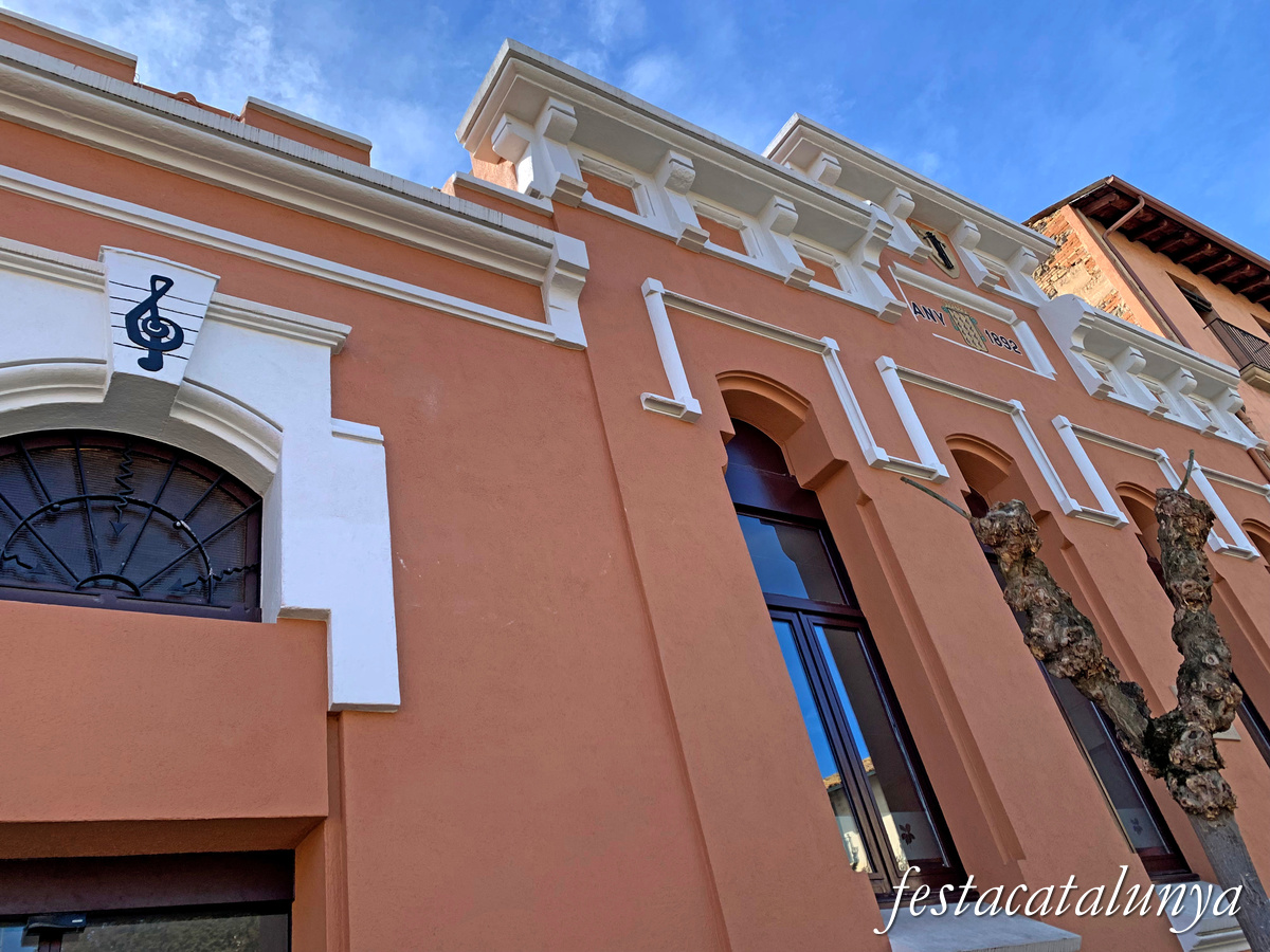 Centelles - La Violeta 