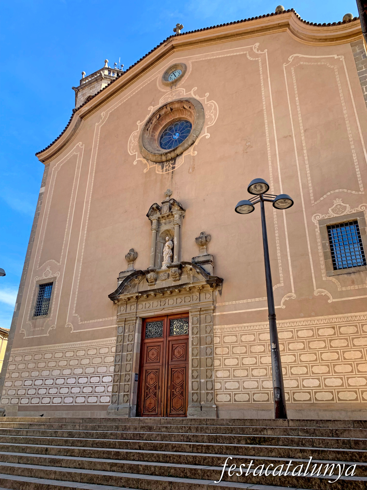 Centelles - Església parroquial de Santa Coloma i sagrera 