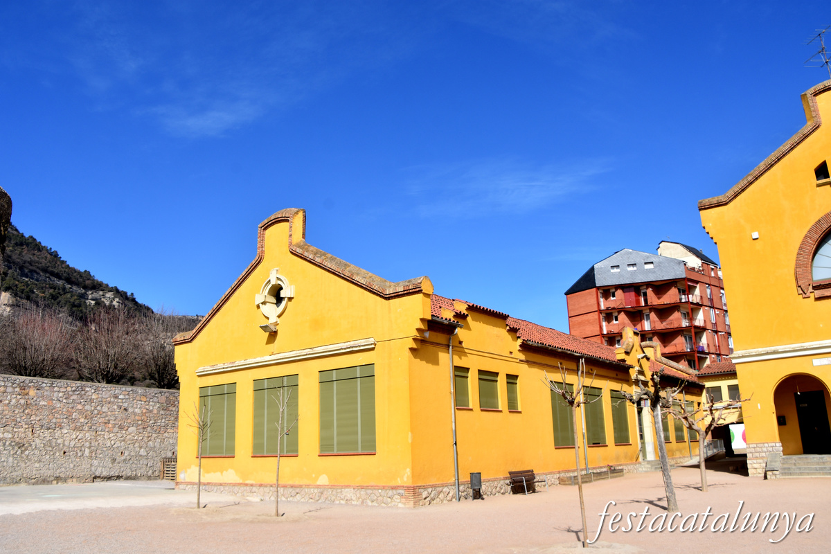 Centelles - L'escola Ildefons Cerdà 
