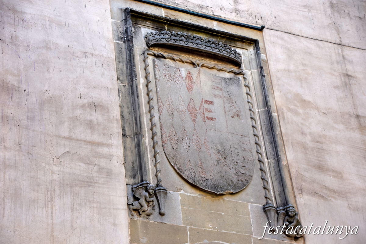 Centelles - Portal Nou i Ajuntament