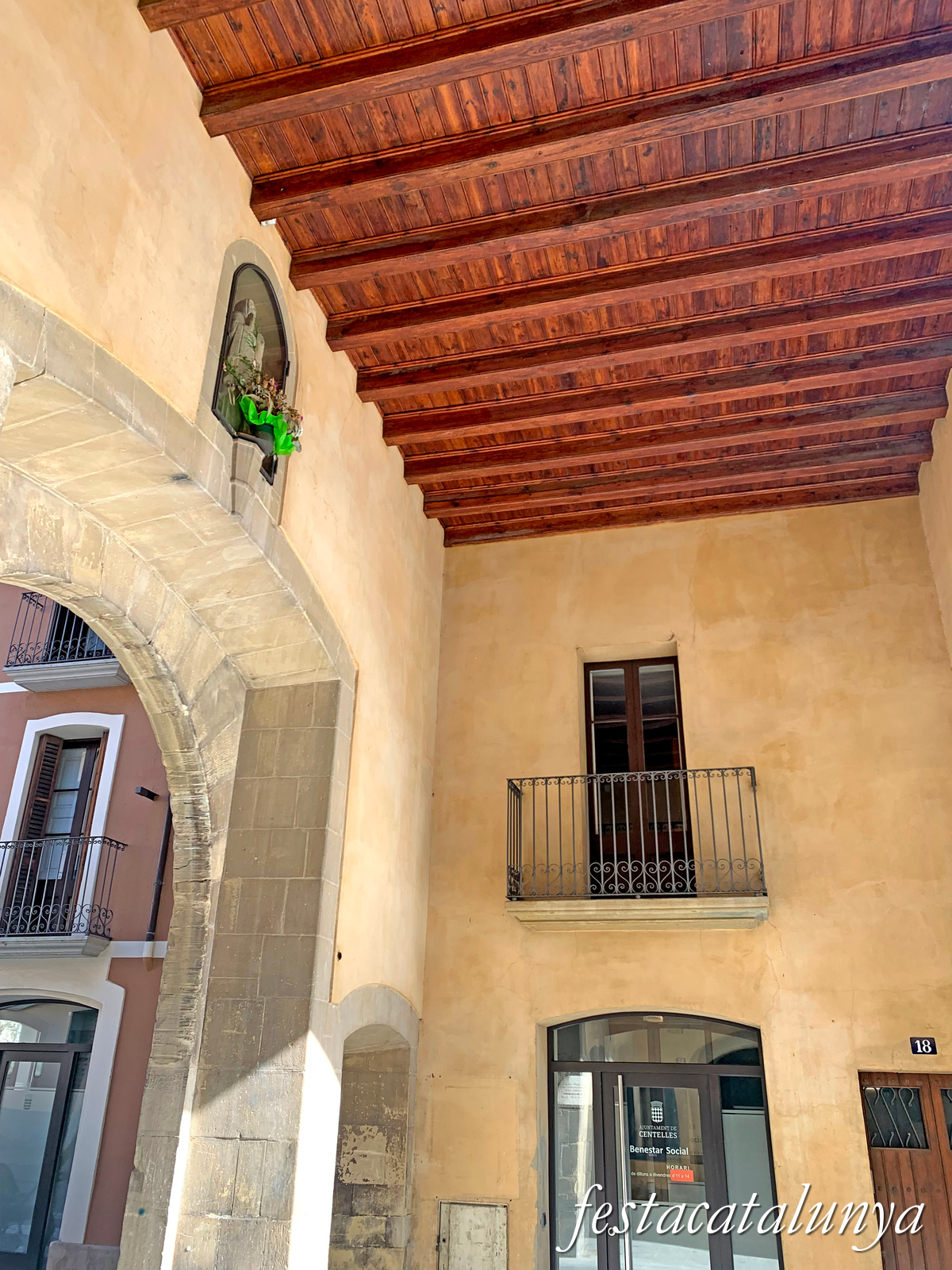 Centelles - Portal Nou i Ajuntament 