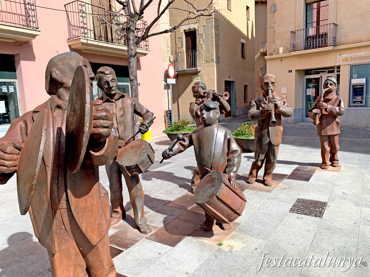Centelles - Grup Escultòric de l'Orquestra Baliga-Balaga 