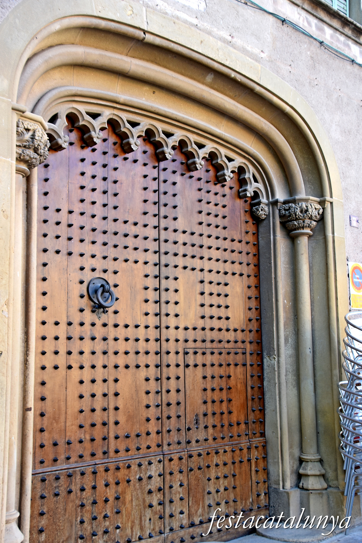 Centelles - Casa Carreras-Artau o Can Domingo 