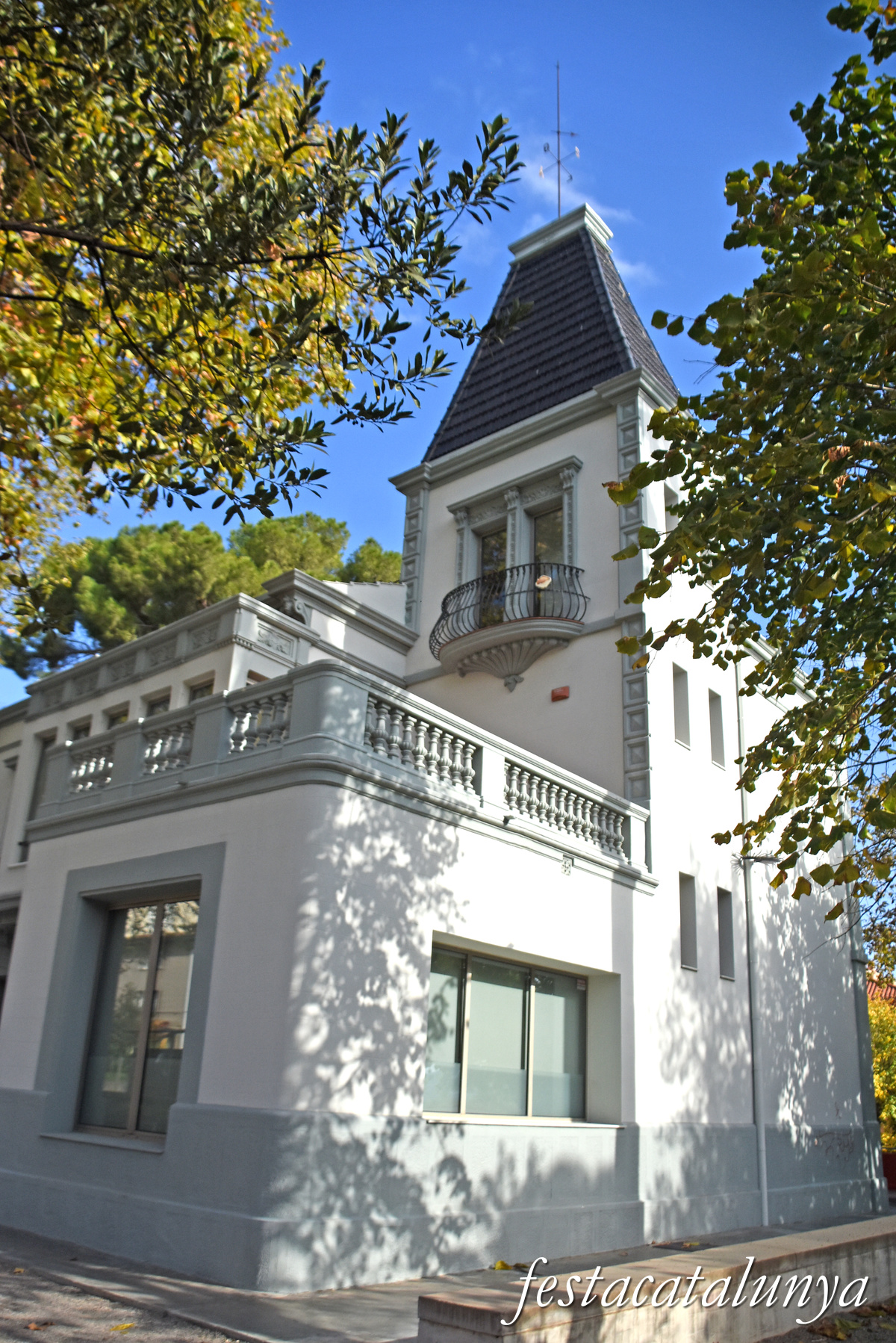 Pallejà - Cal Pablo, can Tarruella o la Molinada 