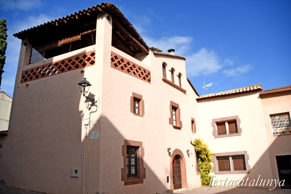 Pallejà - Entorn Plaça Major - Cal Tendre o Mas Piquer 