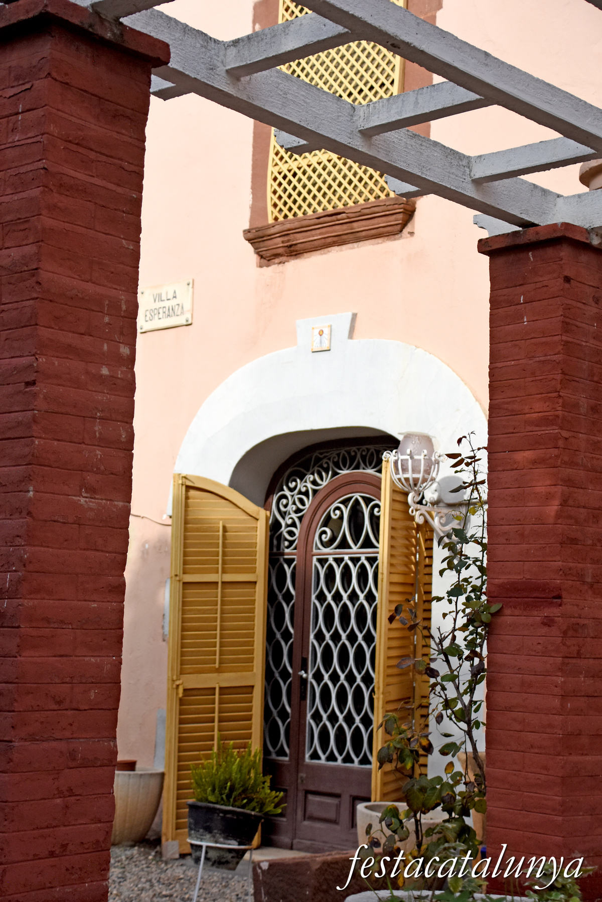 Pallejà - Entorn Plaça Major - Villa Esperança 