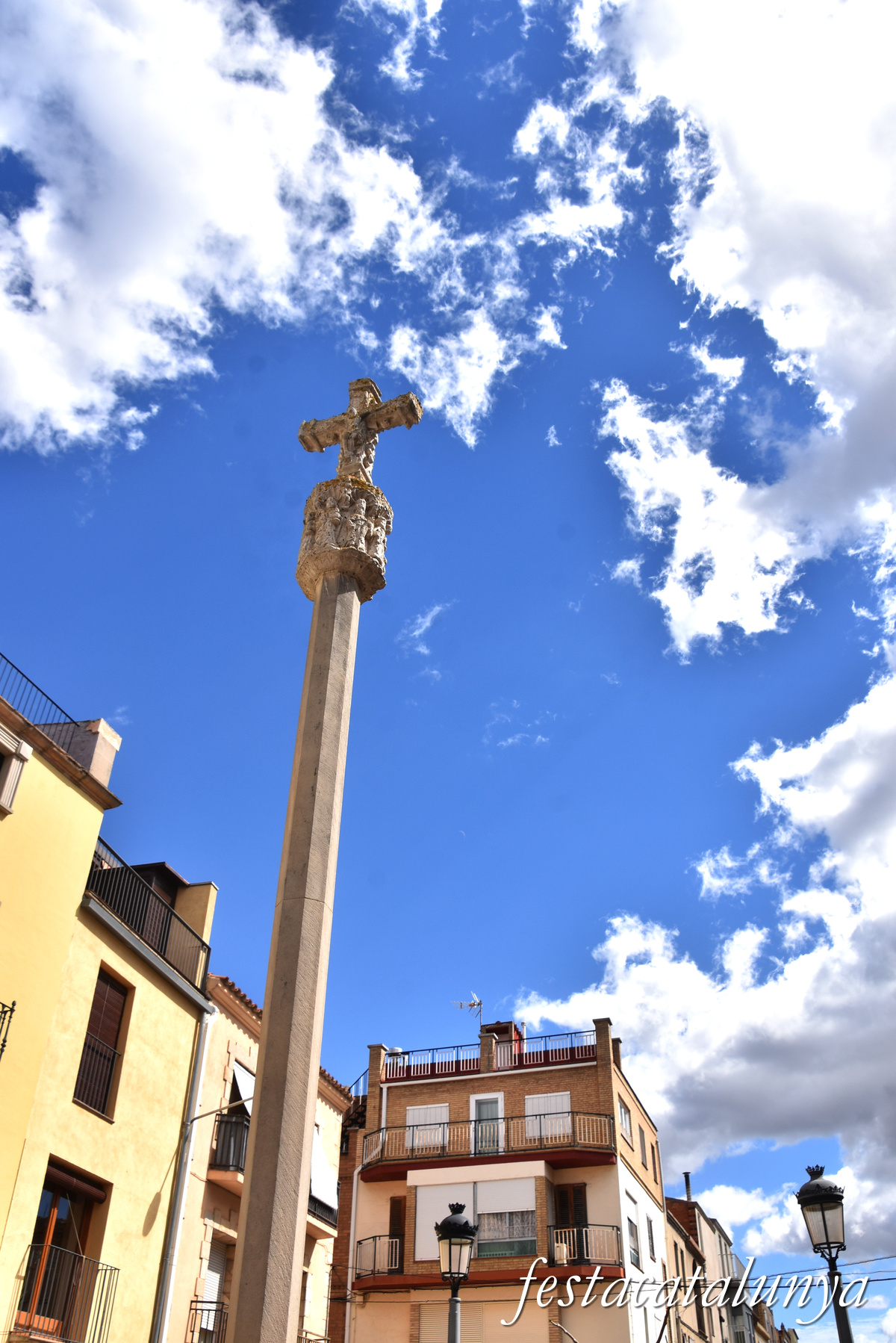 Almatret - Creu de Terme 