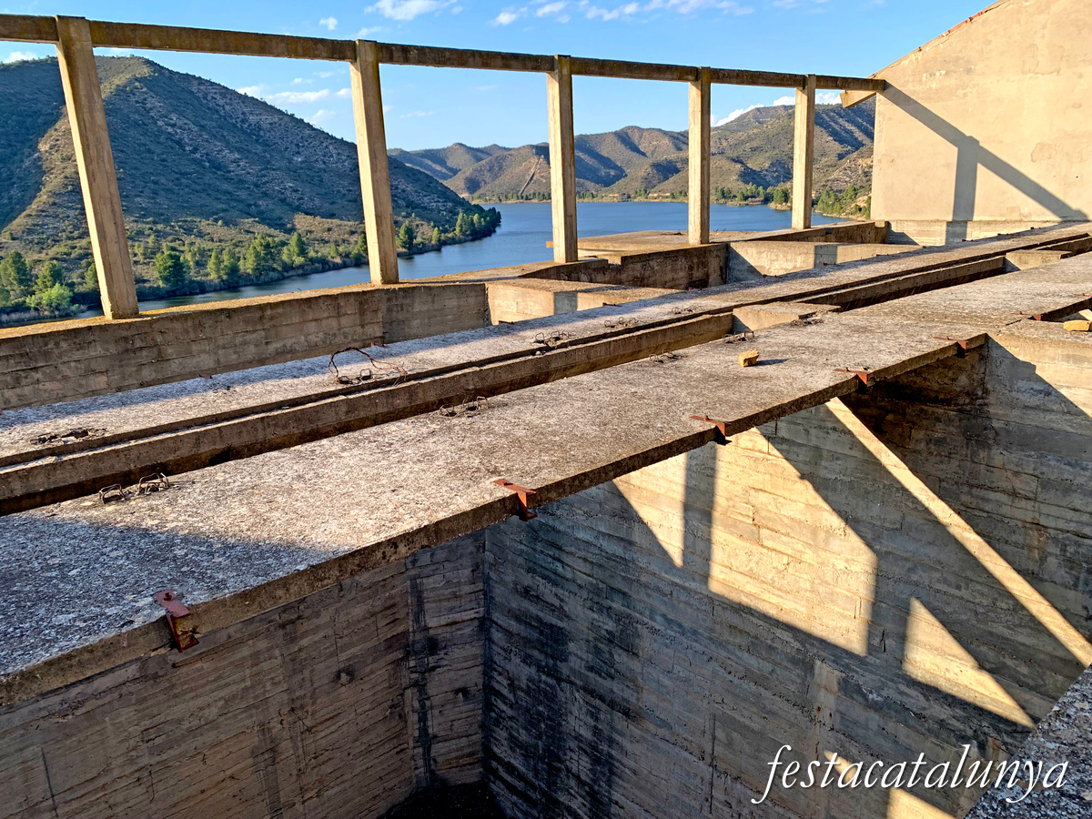 Almatret - La Fàbrica de Ciment 