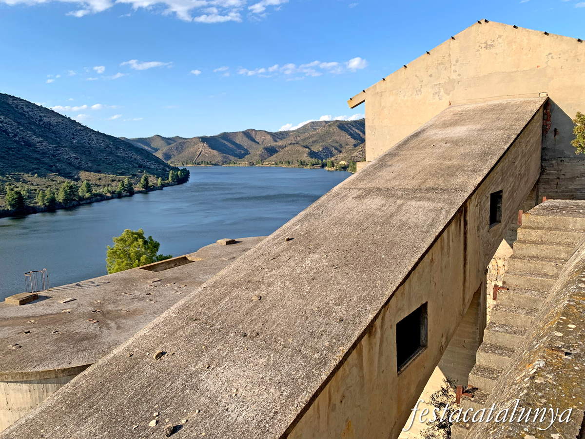 Almatret - La Fàbrica de Ciment 