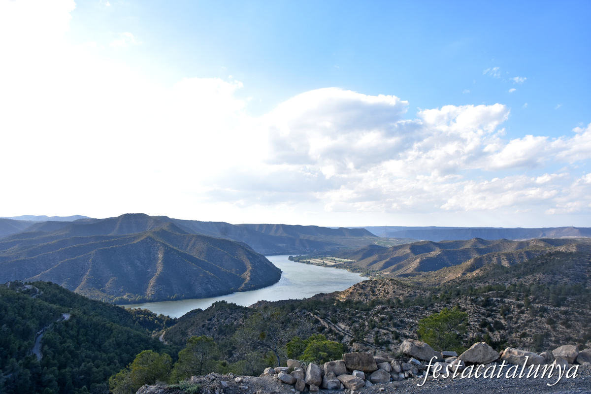 Almatret - Mirador de la Corba de l'Urbano 