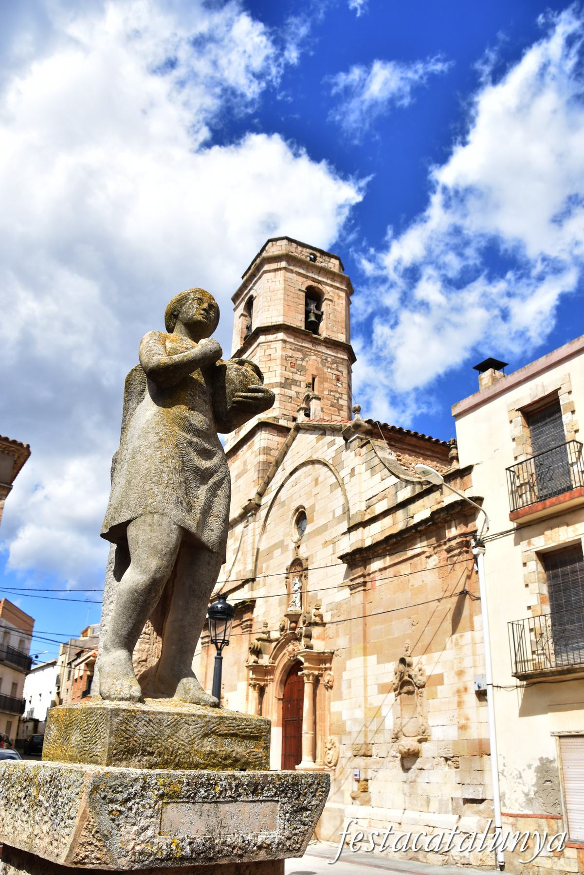 Almatret - La Font, homenatge a l'arribada de l'aigua corrent 